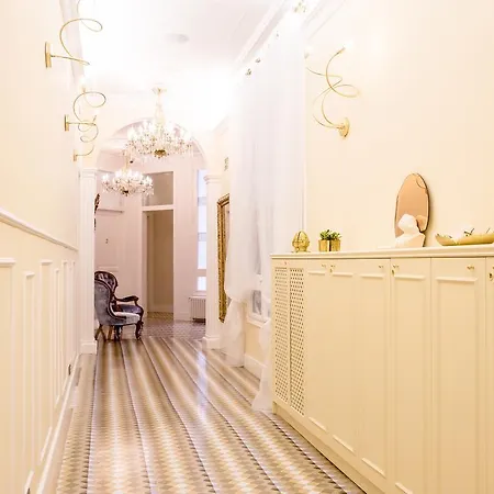 Frühstückspension Anakena House 3*